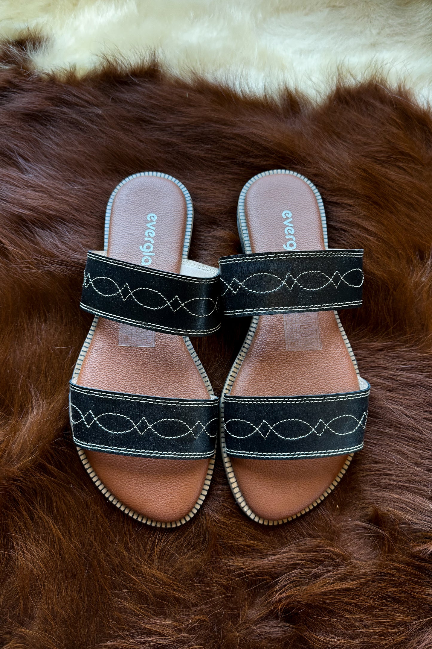 Boot Stitch Slides